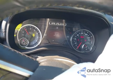 2019 Ram 1500 Laramie 4X4 5'7 Box из США, поврежденный, VIN 1C6SRFJT3KN536674